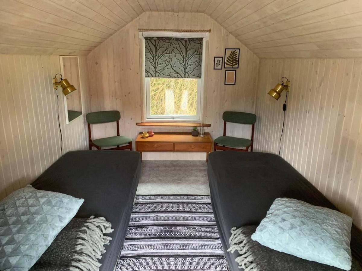 Villa Stunning Romantik Cabin Close To Baltic Sea à Idestrup Extérieur photo